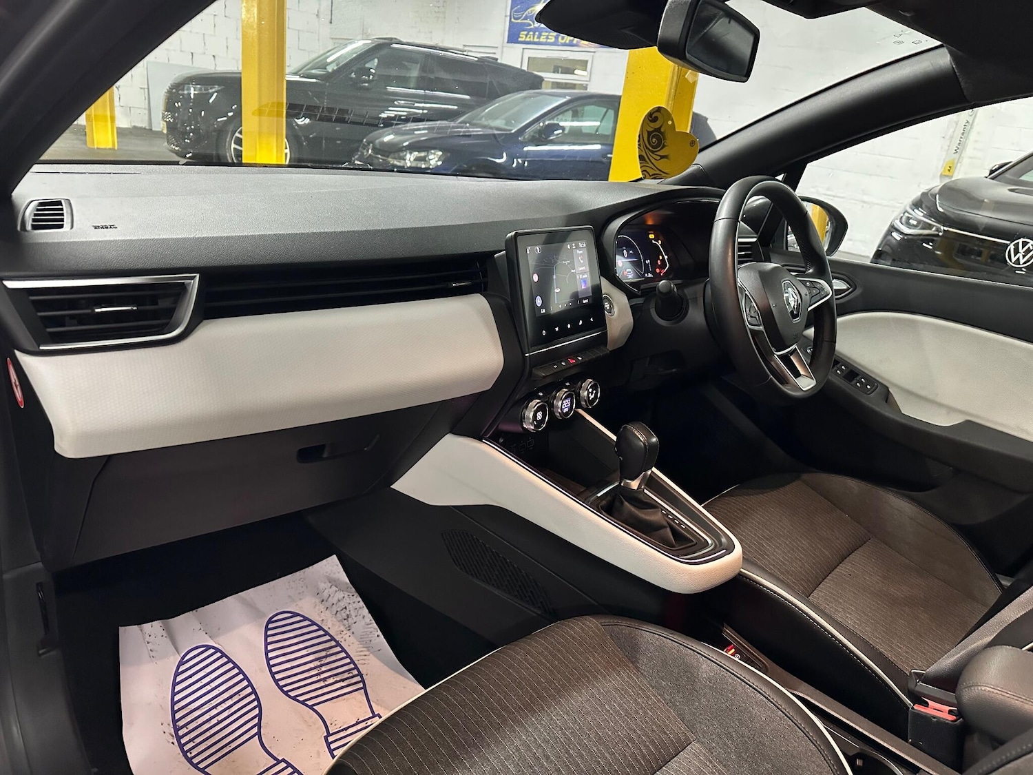 Used Renault Clio 2022 for sale - 76612801: Photo 13