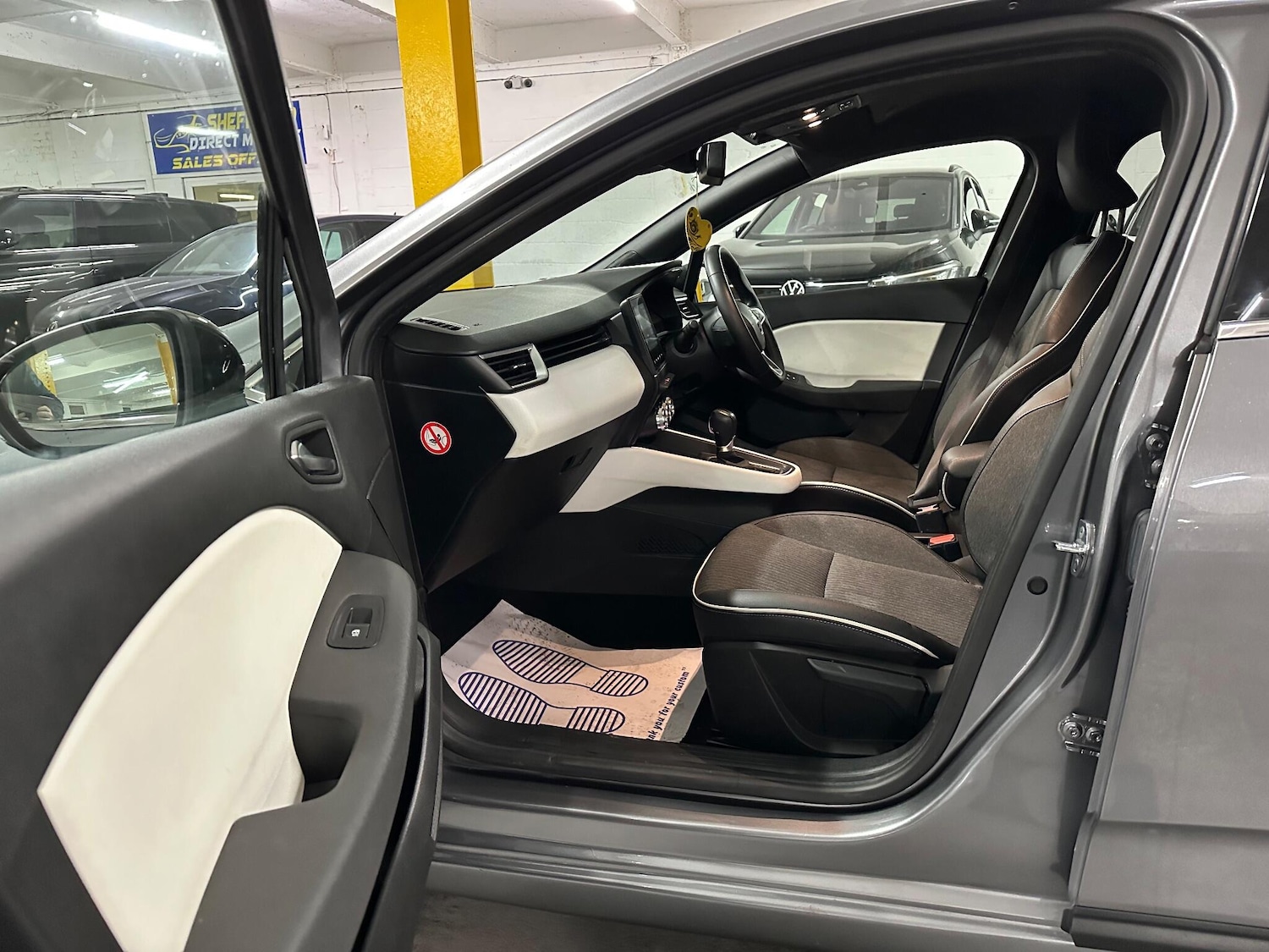 Used Renault Clio 2022 for sale - 76612801: Photo 14