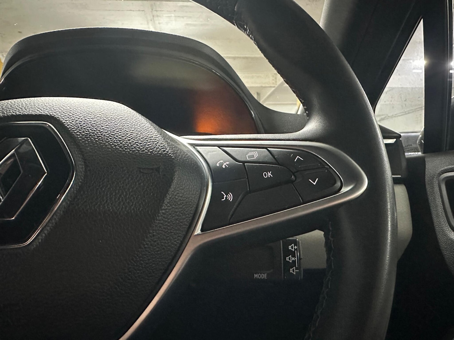 Used Renault Clio 2022 for sale - 76612801: Photo 23