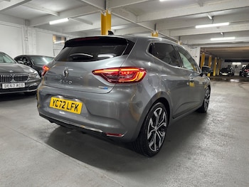 Used Renault Clio 2022 for sale - 76612801: Photo