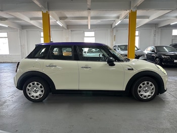 Used MINI Hatch 2018 for sale - 79107298: Photo