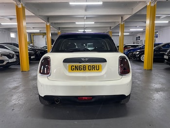 Used MINI Hatch 2018 for sale - 79107298: Photo
