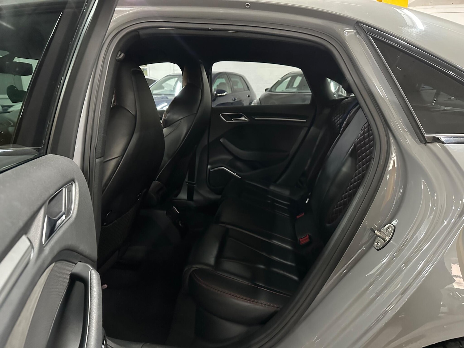 Used Audi RS3 2018 for sale - 76042189: Photo 13