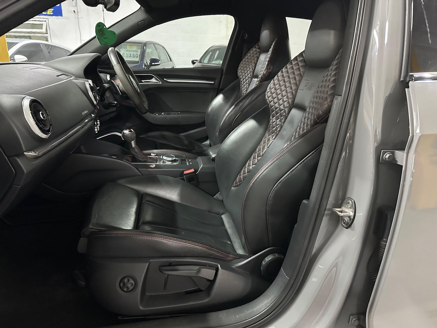 Used Audi RS3 2018 for sale - 76042189: Photo 16