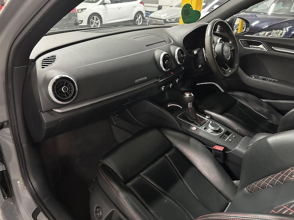 Used Audi RS3 2018 for sale - 76042189: Photo 17