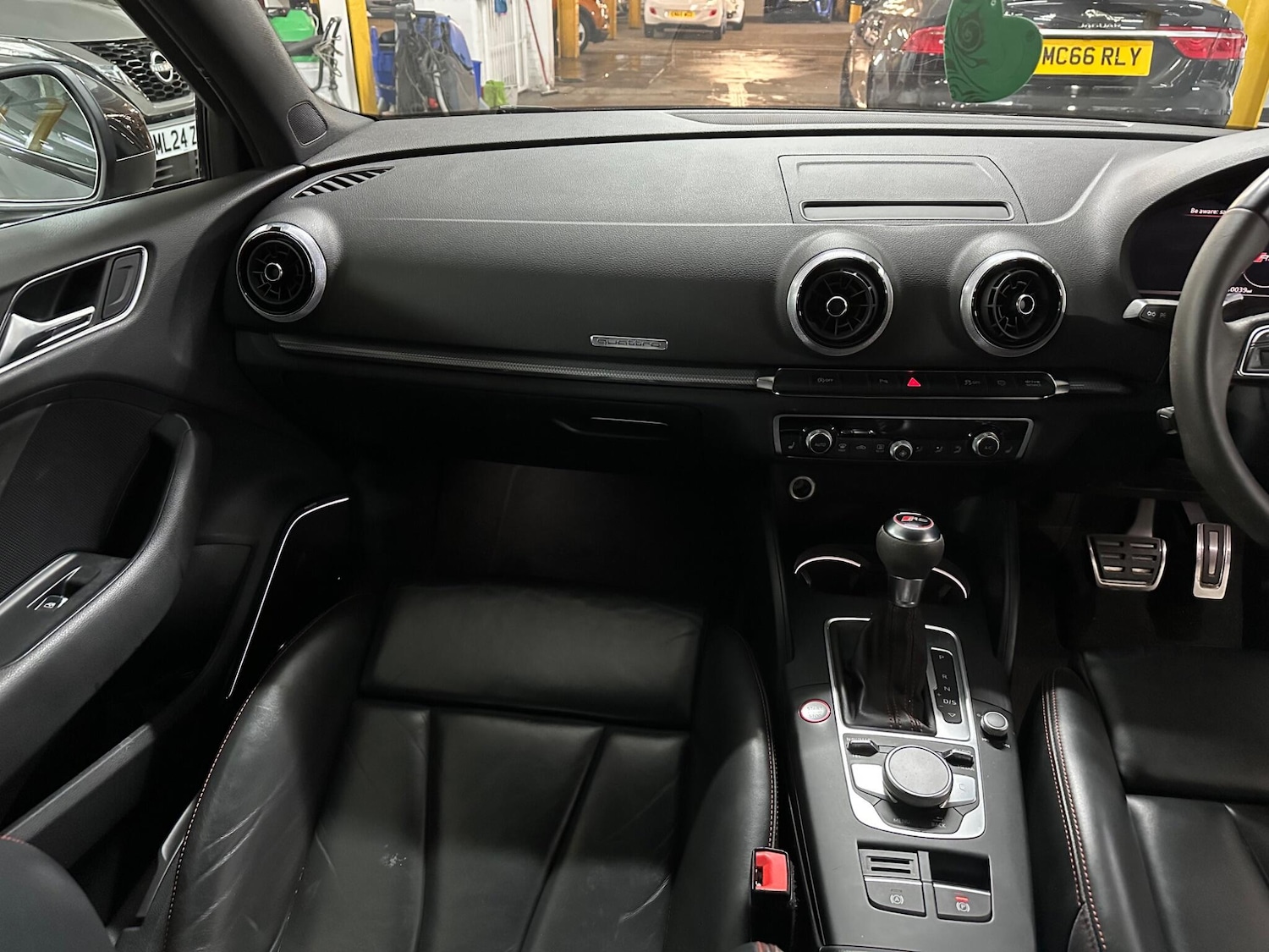 Used Audi RS3 2018 for sale - 76042189: Photo 24