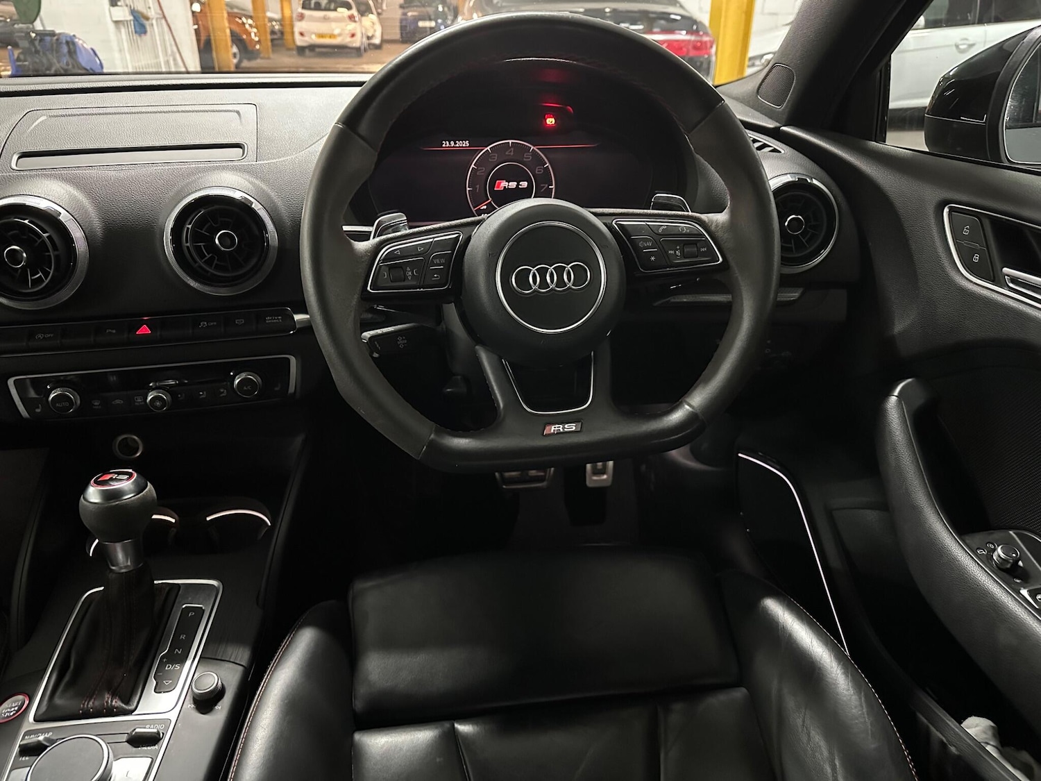 Used Audi RS3 2018 for sale - 76042189: Photo 26