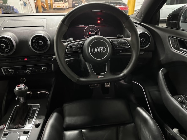 Used Audi RS3 2018 for sale - 76042189: Photo 26