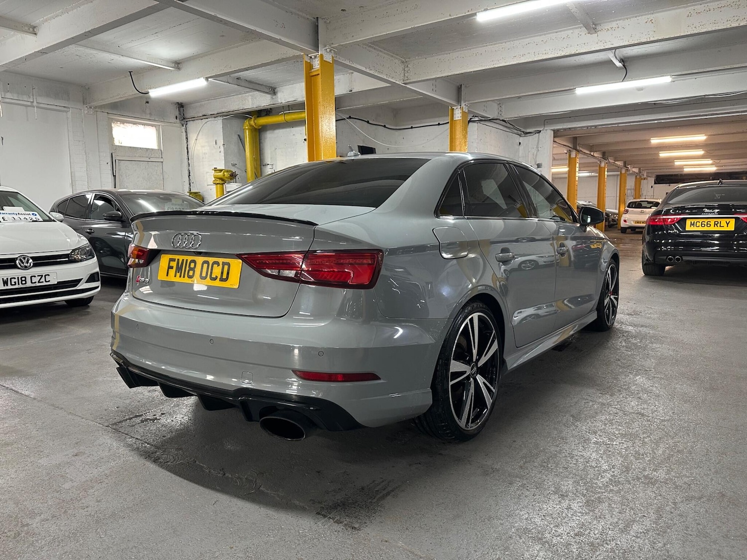 Used Audi RS3 2018 for sale - 76042189: Photo 3