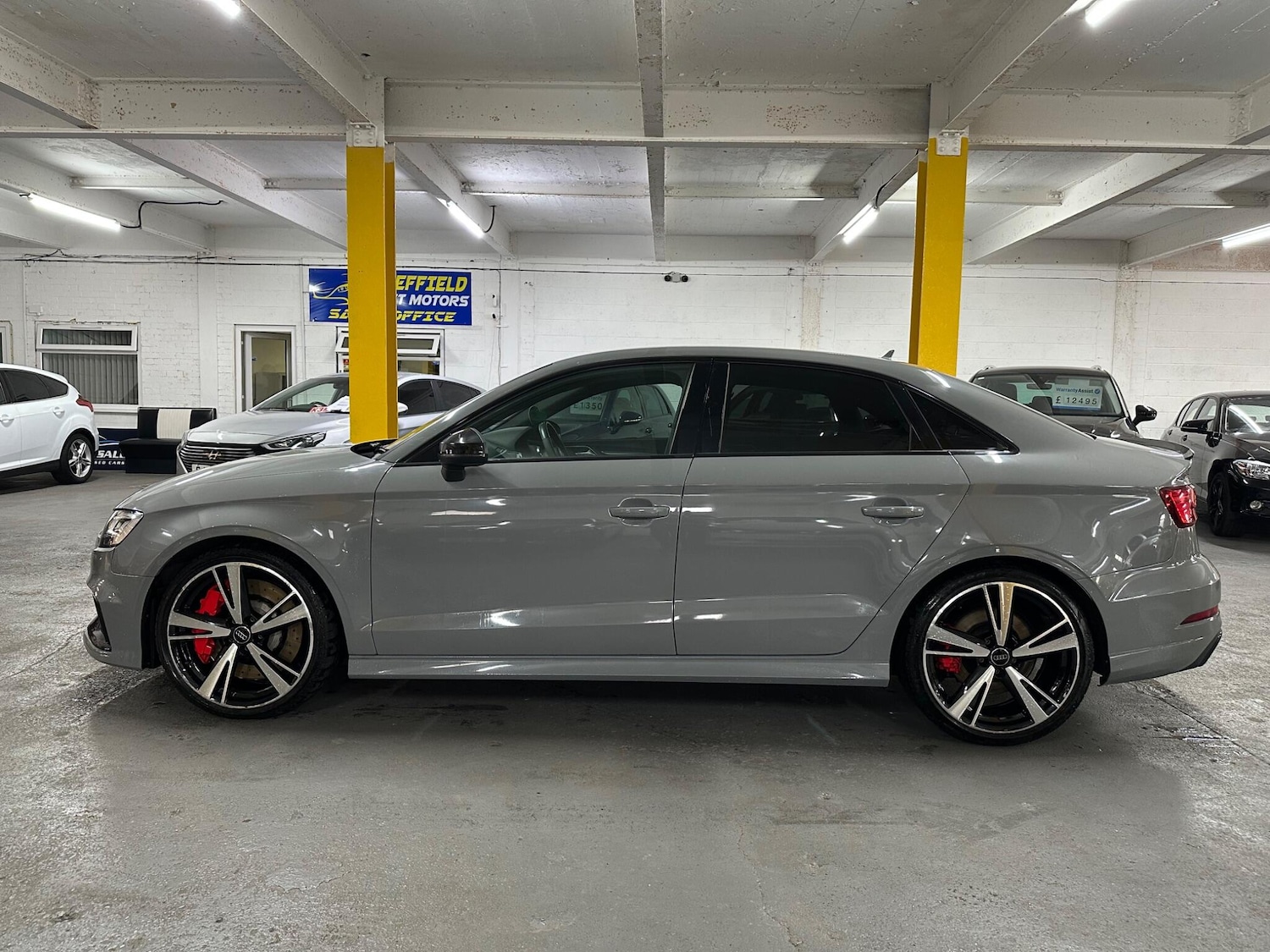 Used Audi RS3 2018 for sale - 76042189: Photo 6