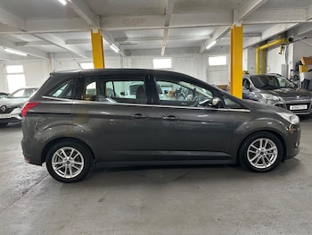 Used Ford Grand C-Max 2016 for sale - 78034721: Photo