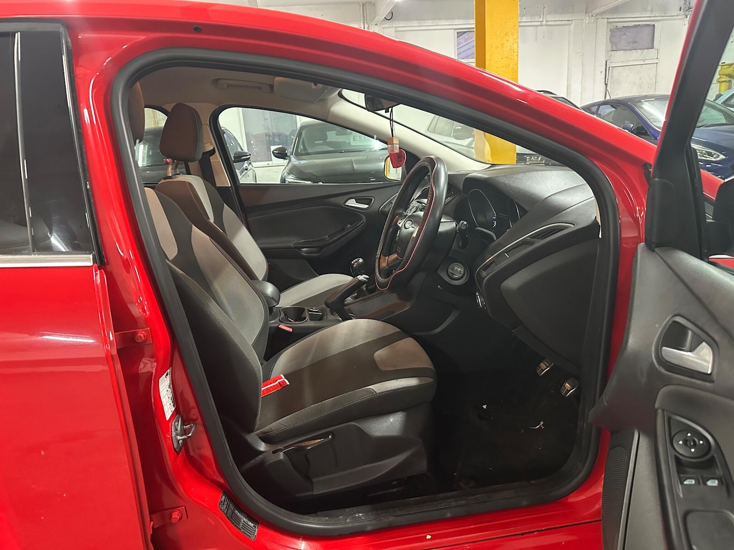 Used Ford Focus 2014 for sale - 77611980: Photo 11