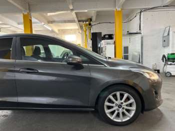 Used Ford Fiesta 2018 for sale - 75071390: Photo