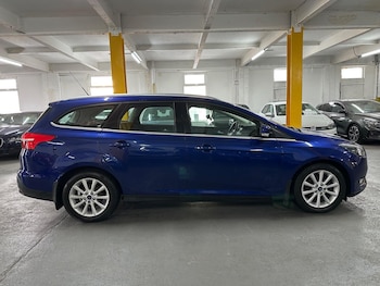 Used Ford Focus 2015 for sale - 75928235: Photo