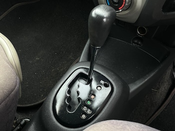 Used Toyota Yaris  for sale - 75760937: Photo