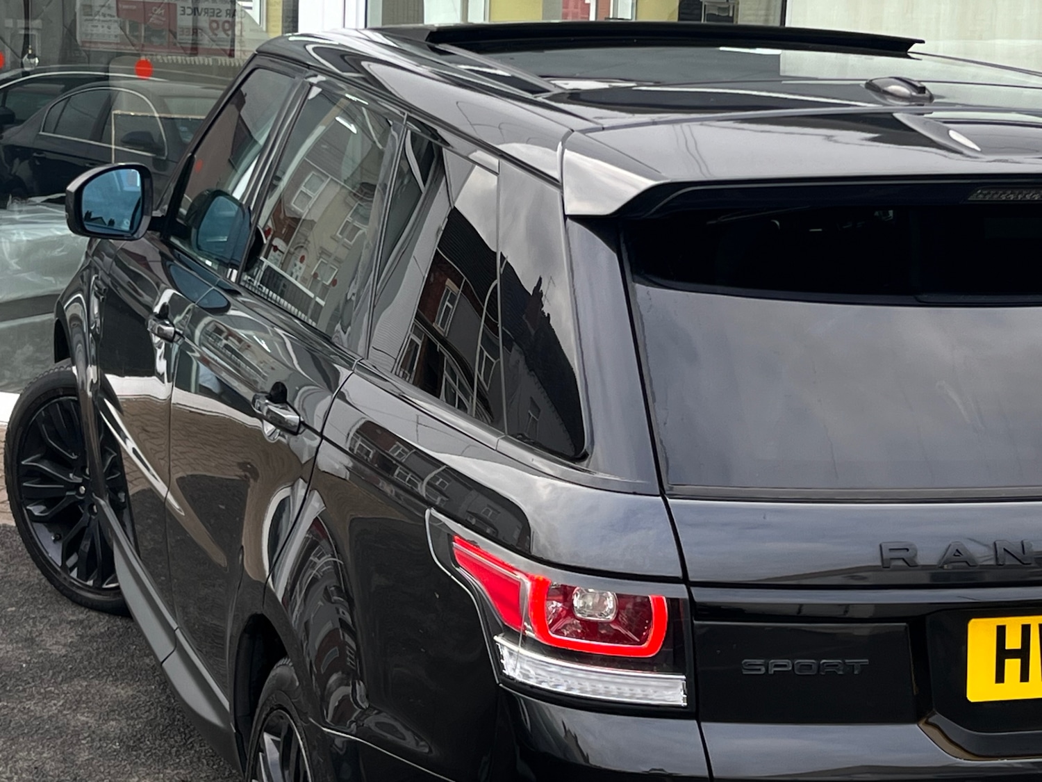 Used Land Rover Range Rover Sport 2014 for sale - 78107308: Photo 5