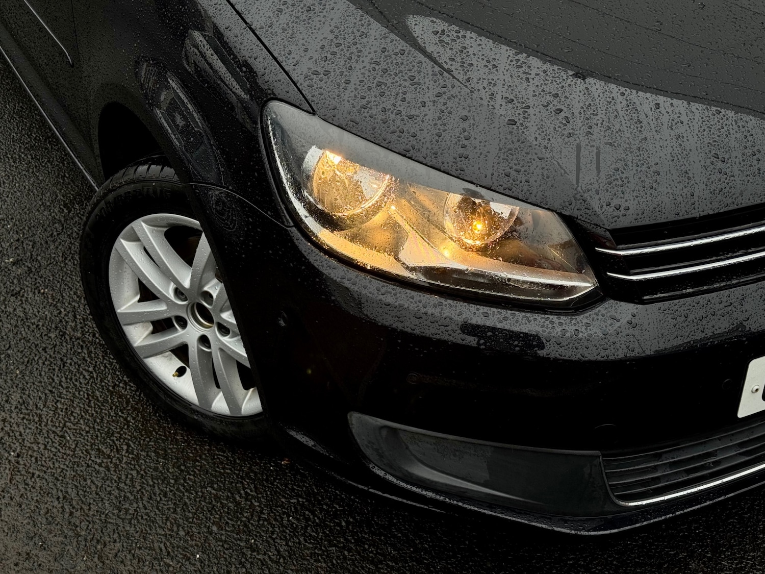 Used Volkswagen Touran 2015 for sale - 77461683: Photo 4