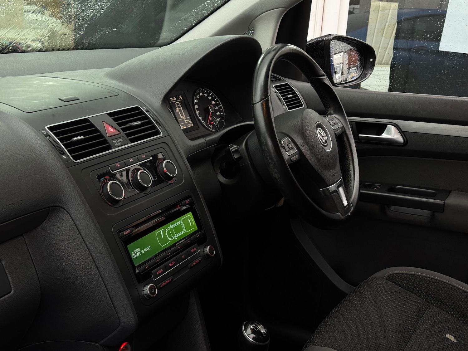 Used Volkswagen Touran 2015 for sale - 77461683: Photo 7