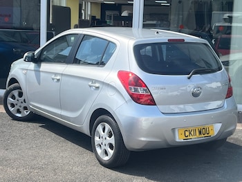 Used Hyundai i20 2011 for sale - 79295503: Photo