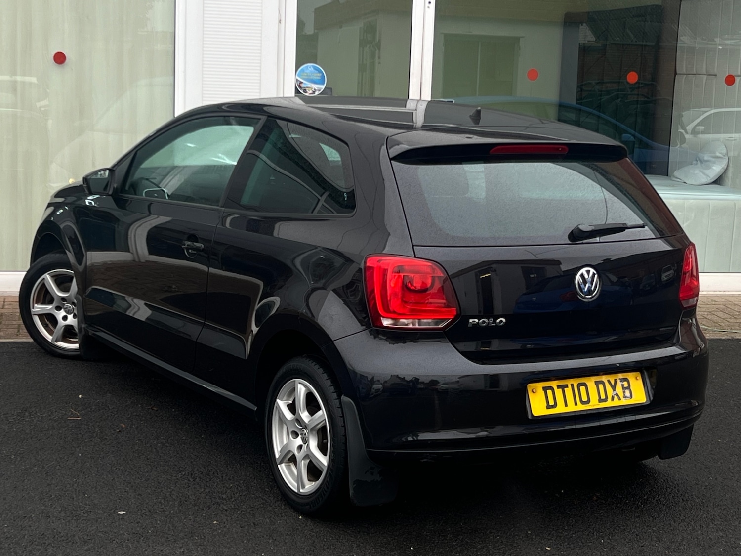Used Volkswagen Polo 2011 for sale - 77297182: Photo 2
