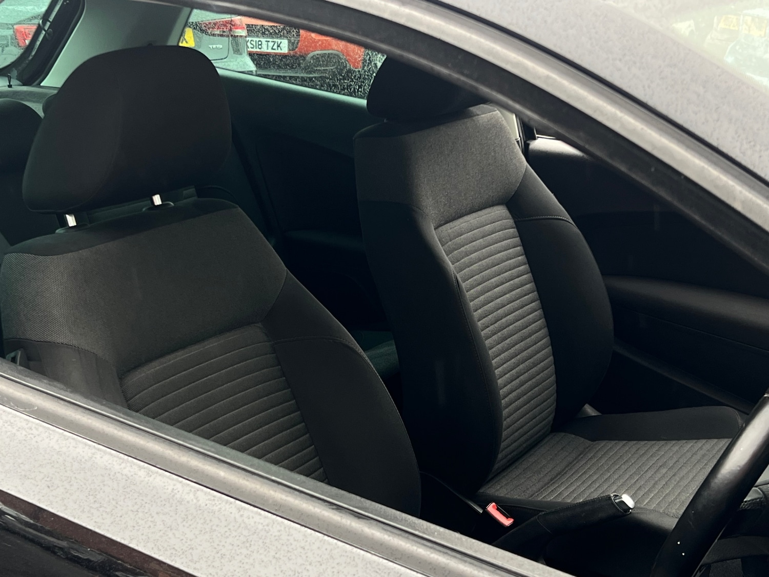 Used Volkswagen Polo 2011 for sale - 77297182: Photo 8