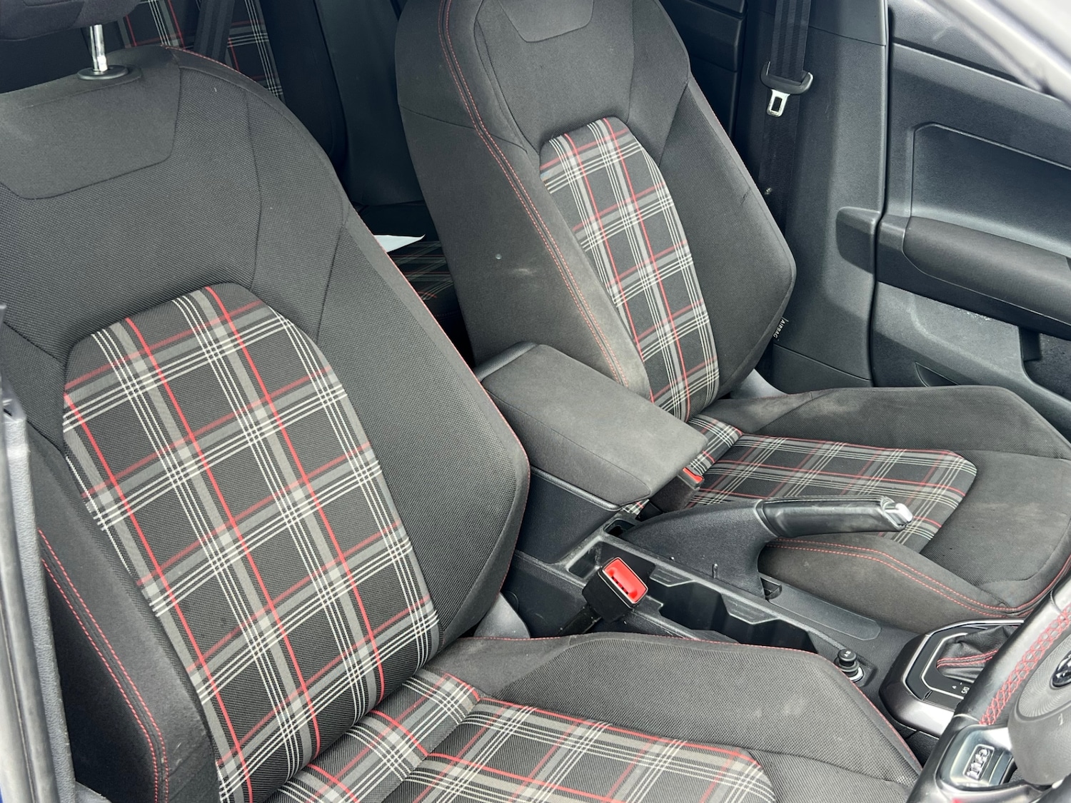 Used Volkswagen Polo 2019 for sale - 76234213: Photo 7