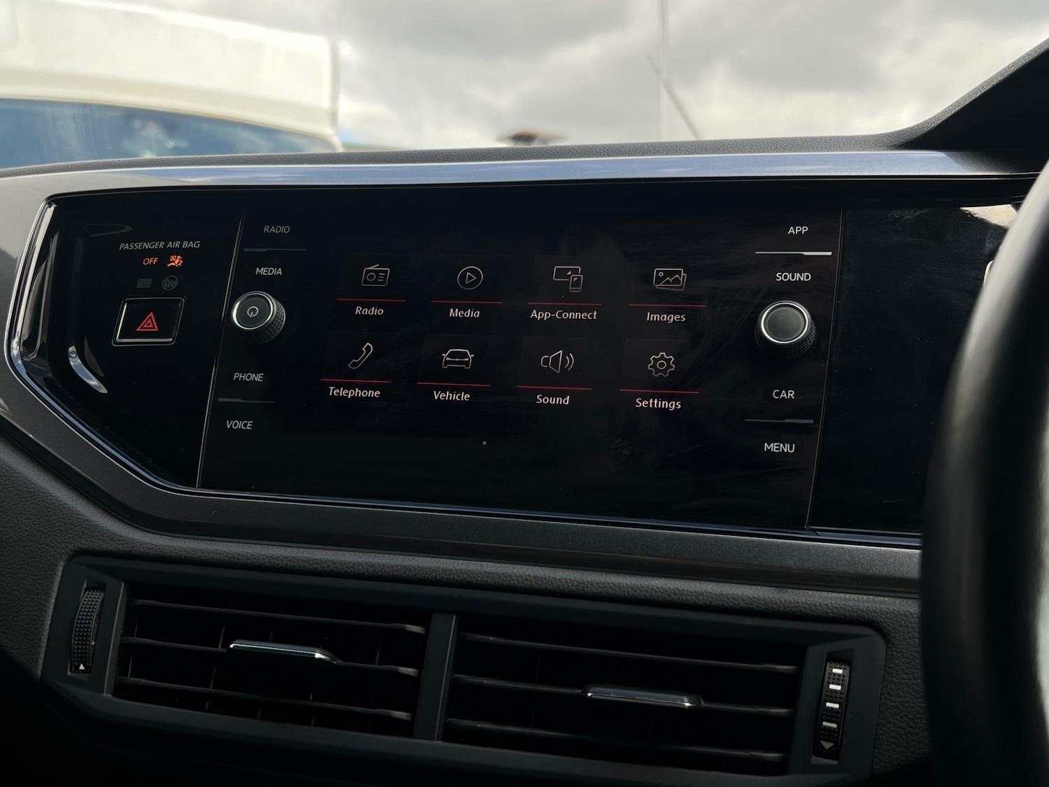 Used Volkswagen Polo 2019 for sale - 76234213: Photo 8