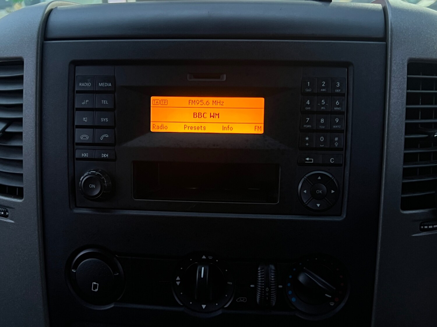 Used Mercedes-Benz Sprinter 2018 for sale - 77261226: Photo 18