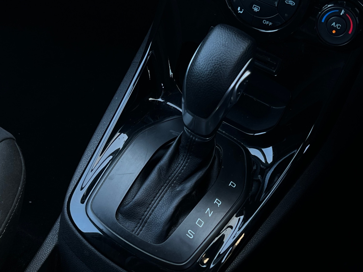 Used Ford Fiesta 2014 for sale - 77745392: Photo 11