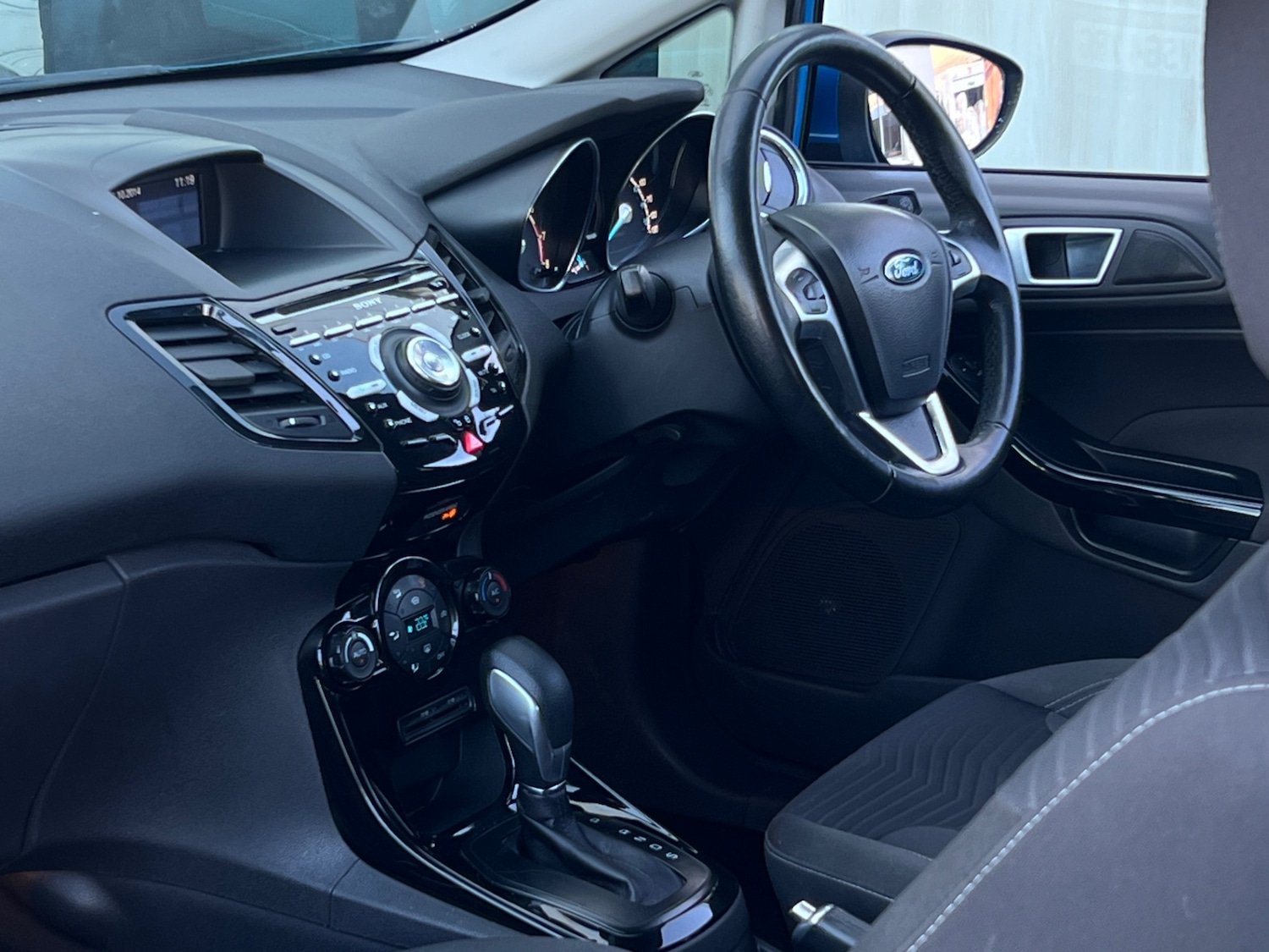 Used Ford Fiesta 2014 for sale - 77745392: Photo 9