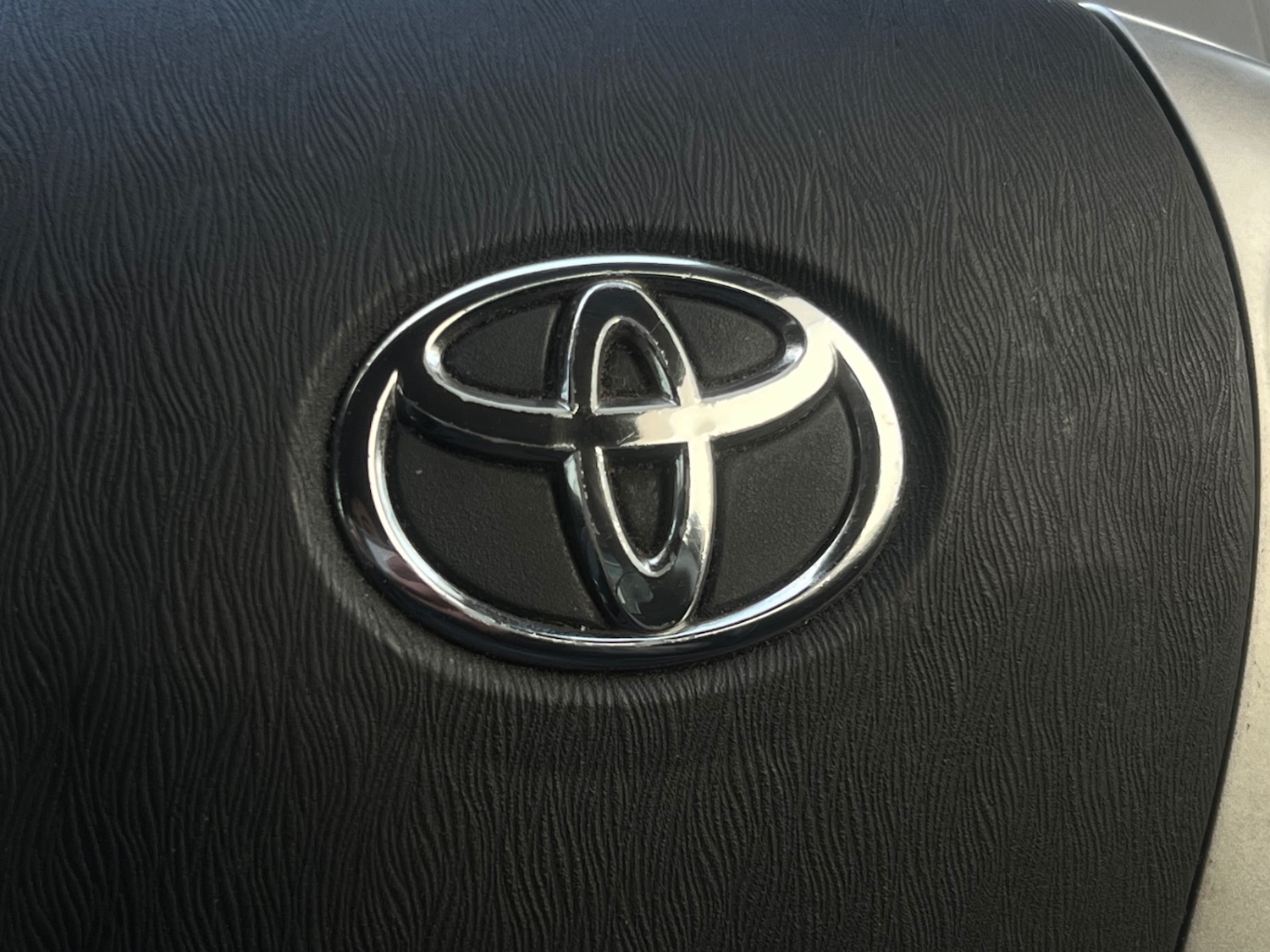 Used Toyota Prius+ 2018 for sale - 77012214: Photo 11