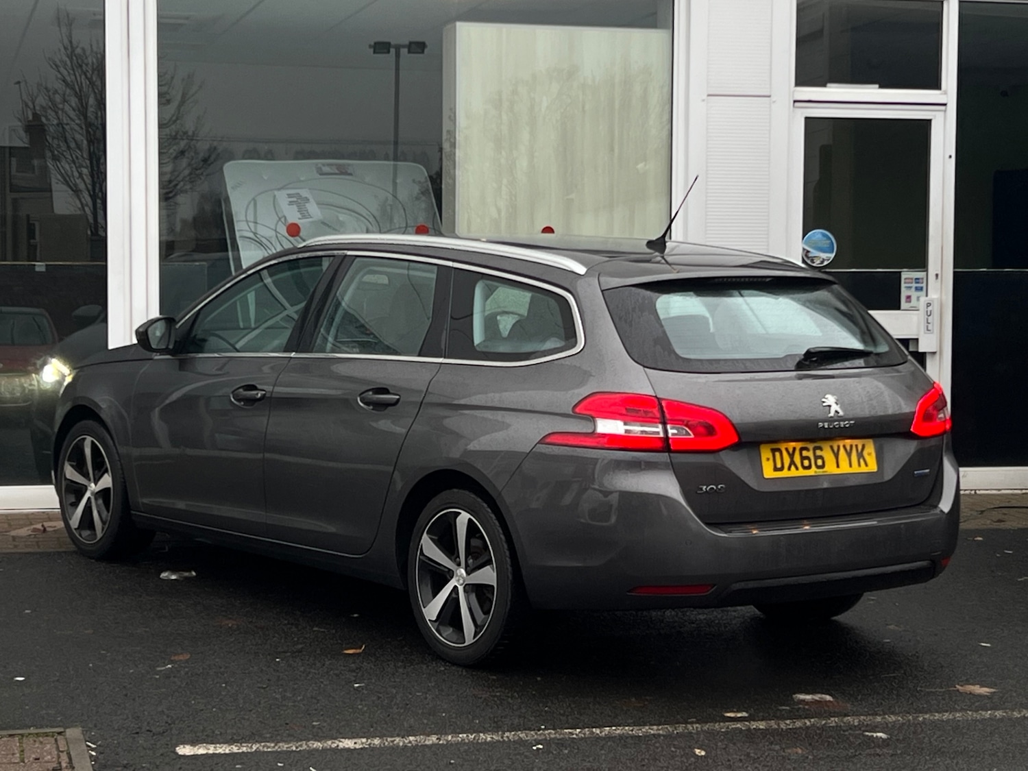 Used Peugeot 308 2016 for sale - 77261480: Photo 18