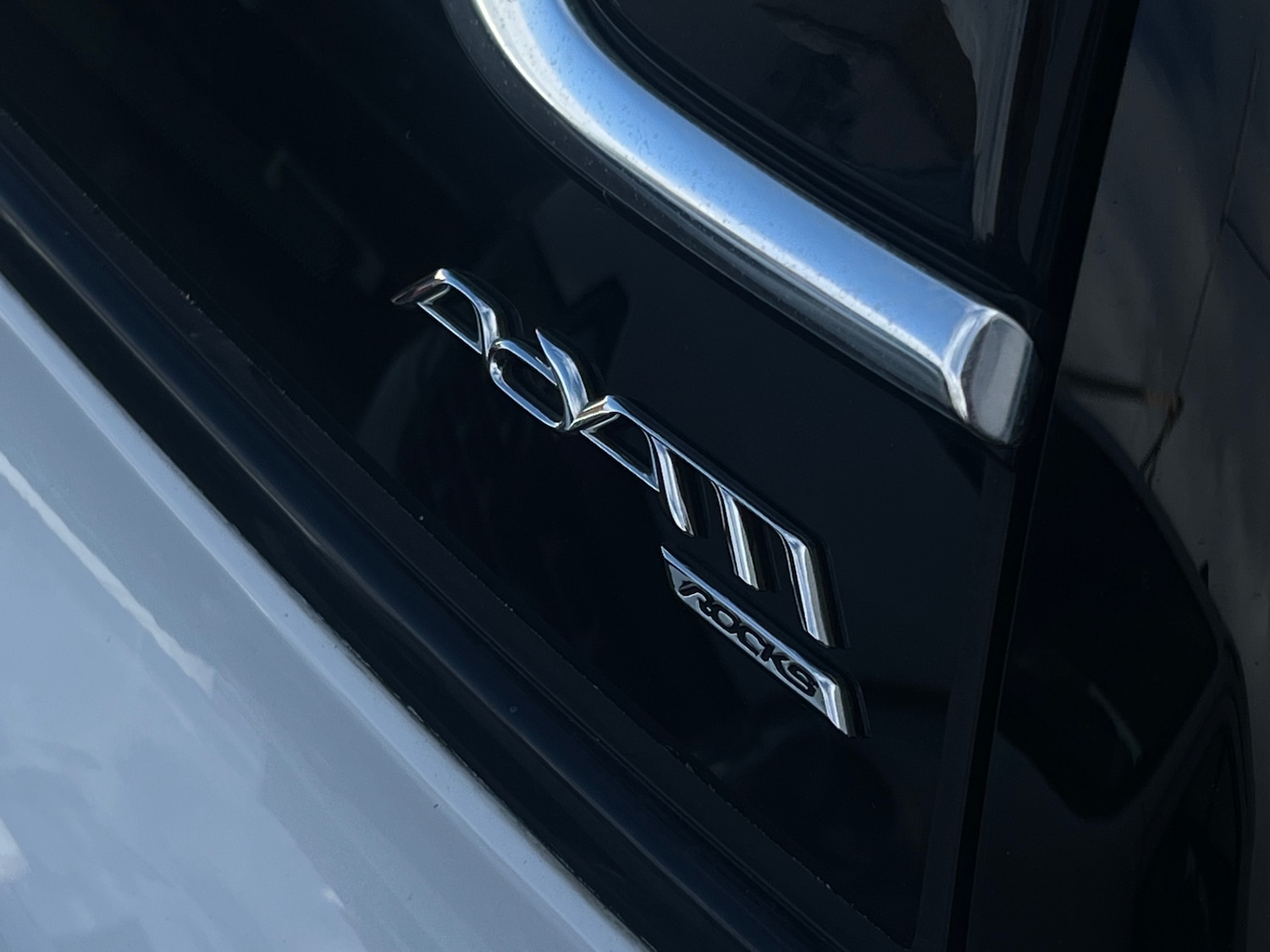 Used Vauxhall ADAM 2015 for sale - 78054880: Photo 12