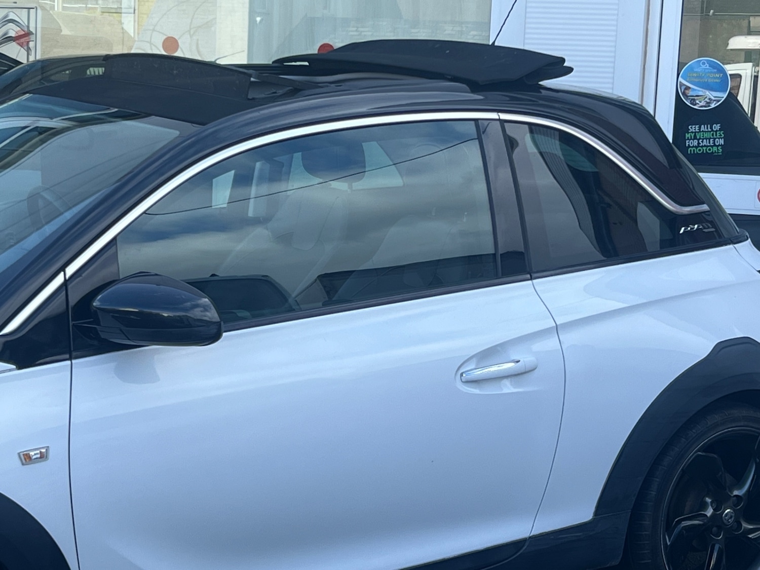 Used Vauxhall ADAM 2015 for sale - 78054880: Photo 6