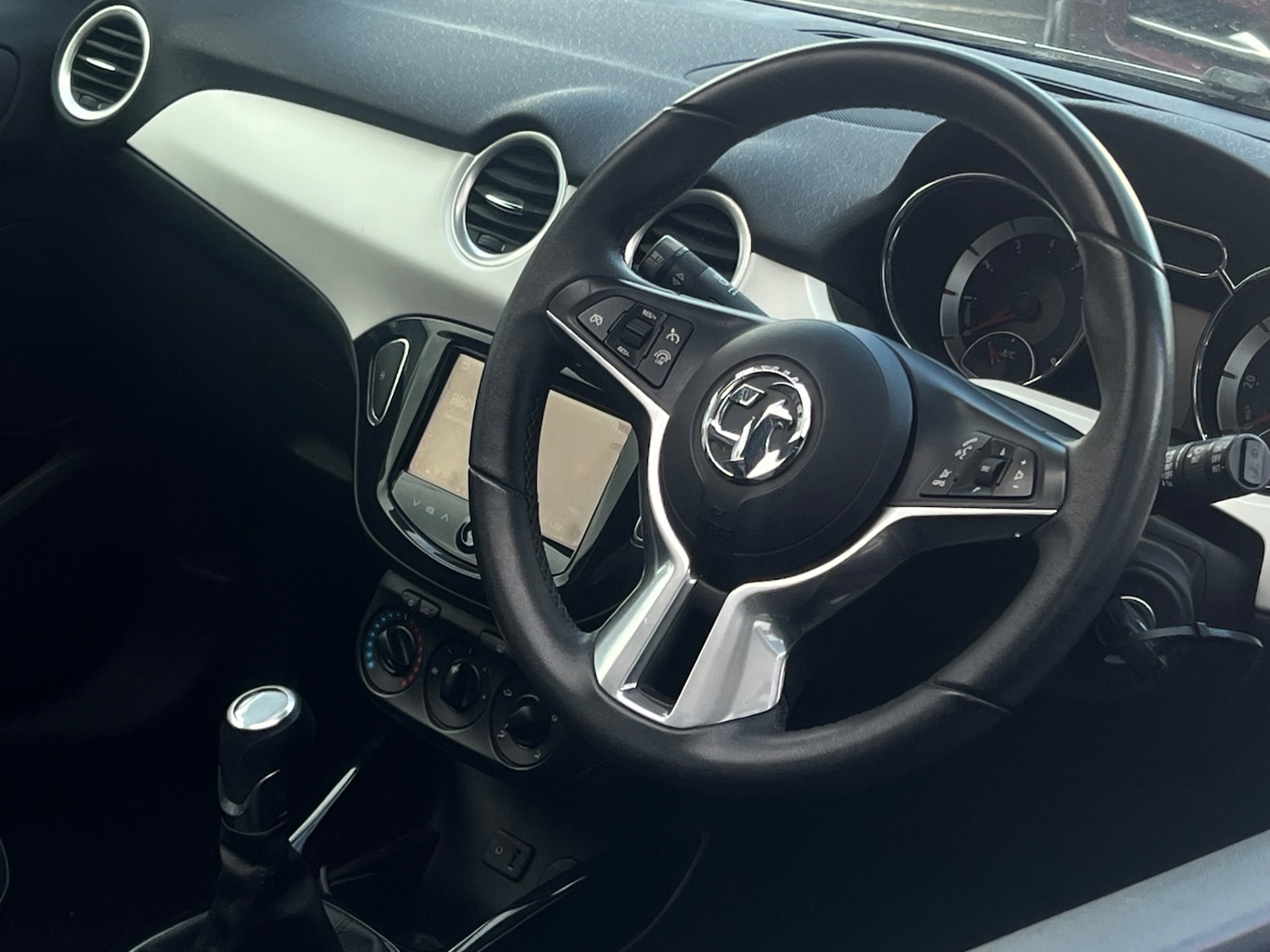 Used Vauxhall ADAM 2015 for sale - 78054880: Photo 8