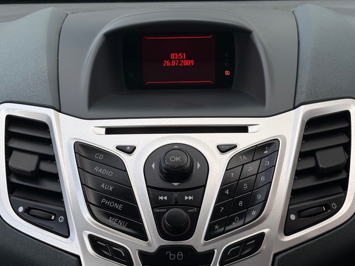 Used Ford Fiesta 2009 for sale - 76243353: Photo 10