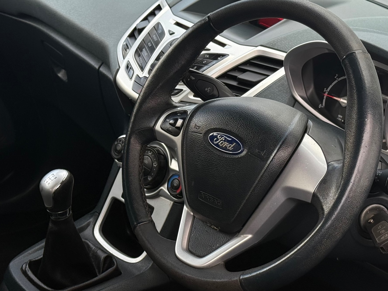 Used Ford Fiesta 2009 for sale - 76243353: Photo 7