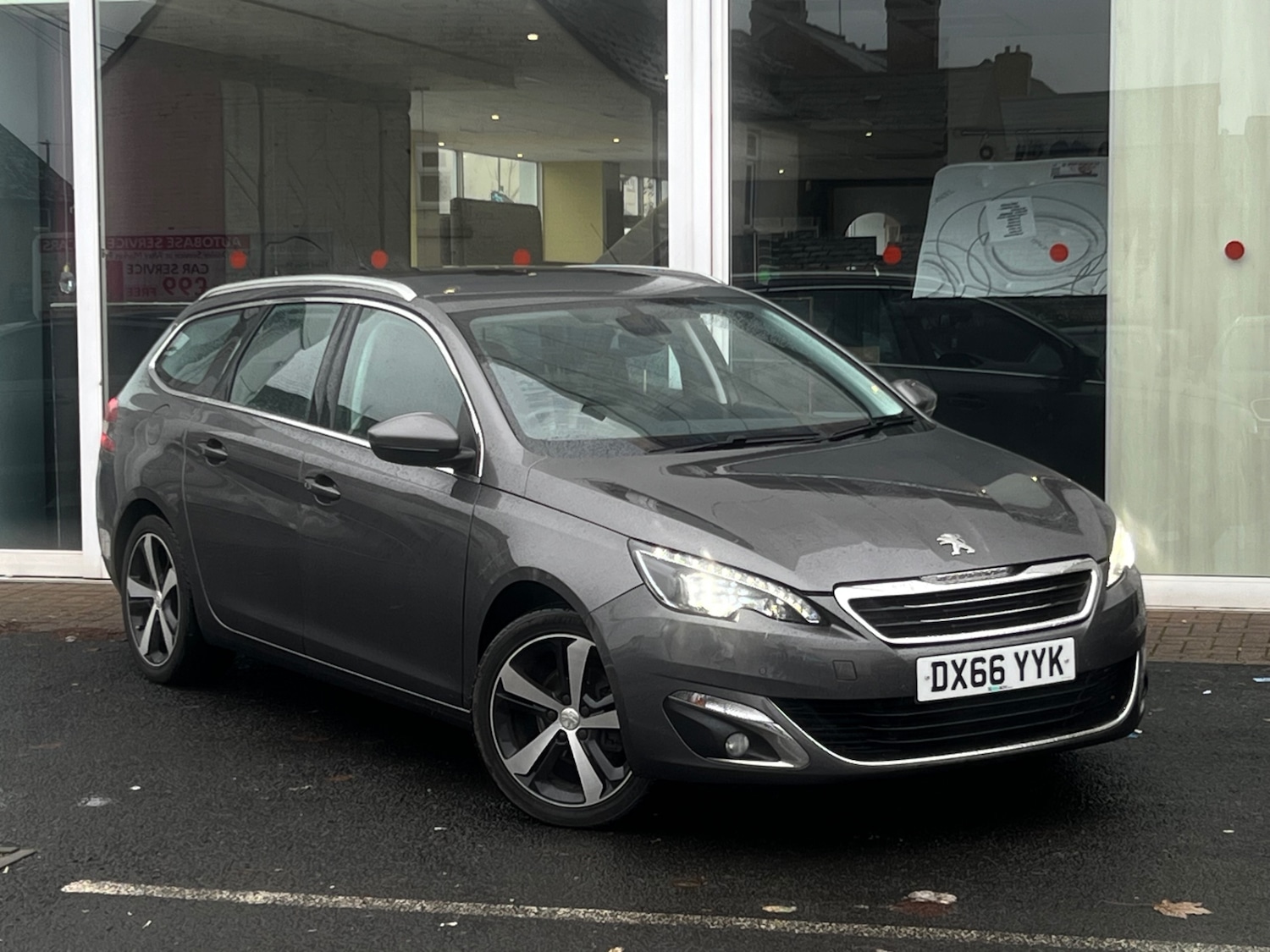 Used Peugeot 308 2016 for sale - 76748279: Photo 1
