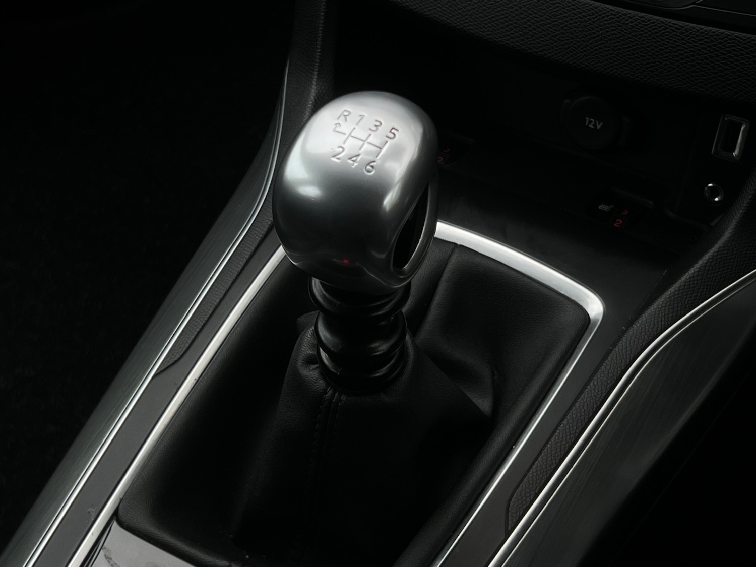 Used Peugeot 308 2016 for sale - 76748279: Photo 16