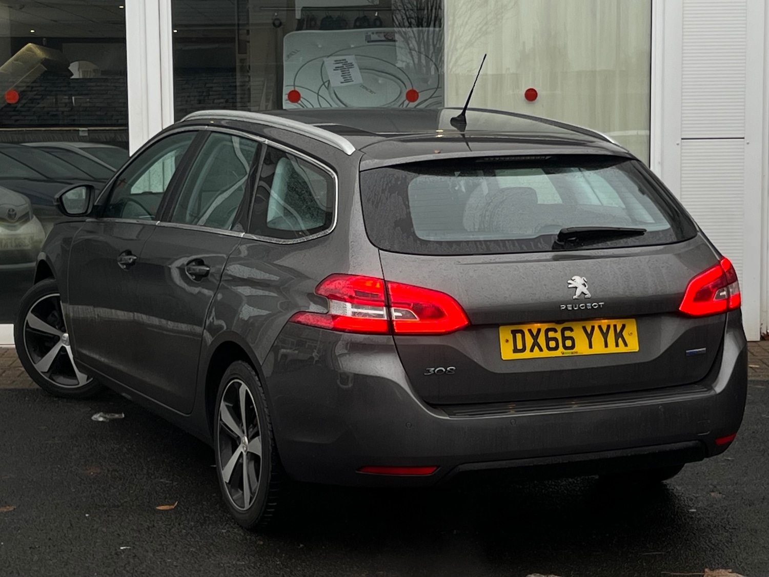 Used Peugeot 308 2016 for sale - 76748279: Photo 2