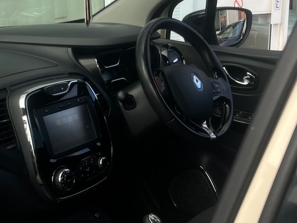 Used Renault Captur 2015 for sale - 76181504: Photo 5
