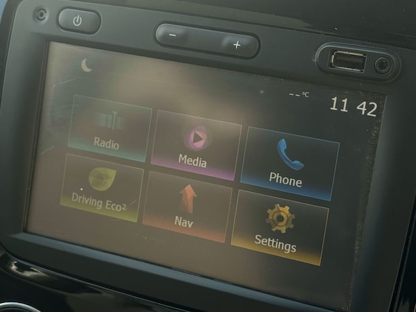 Used Renault Captur 2015 for sale - 76181504: Photo 8
