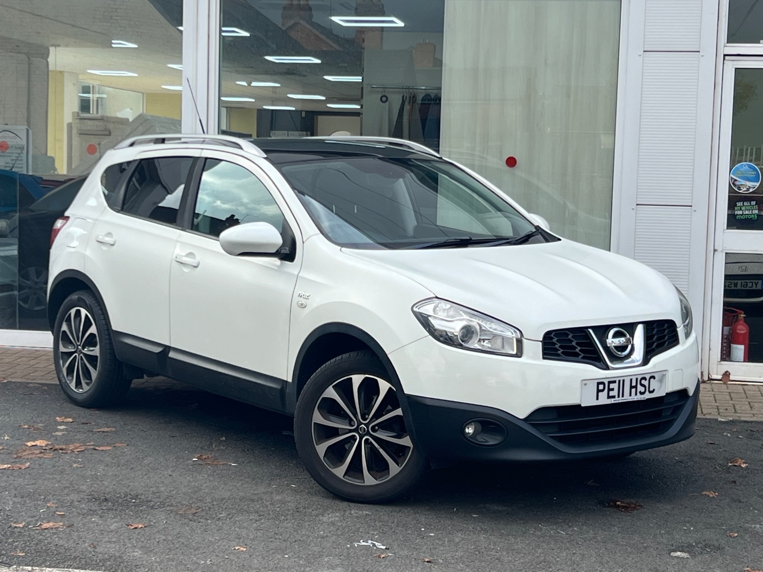 Used Nissan Qashqai 2011 for sale - 76505285: Photo 1