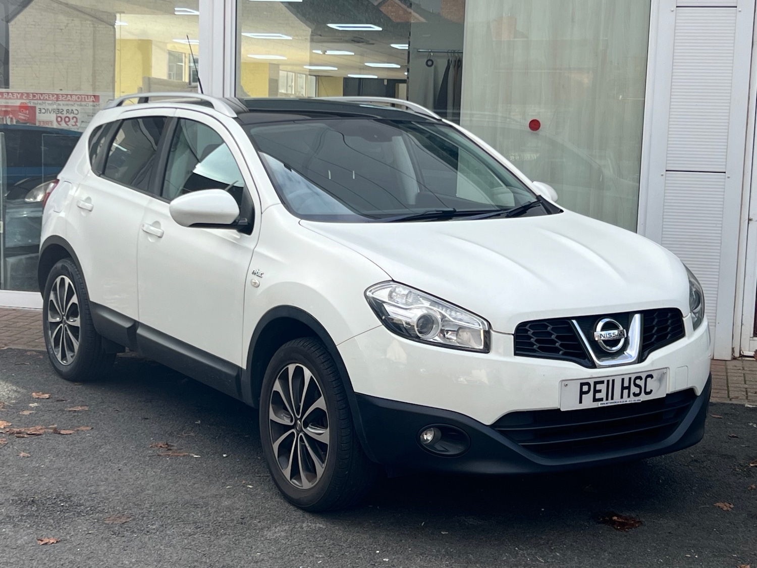 Used Nissan Qashqai 2011 for sale - 76505285: Photo 13