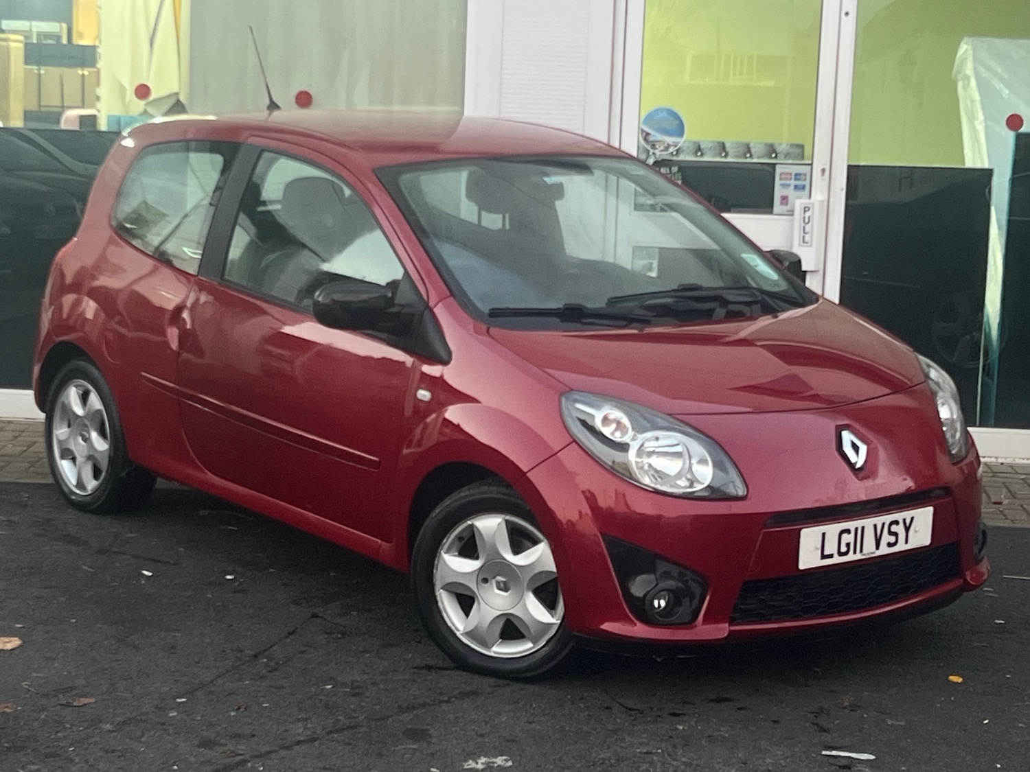 Used Renault Twingo 2011 for sale - 76615736: Photo 1
