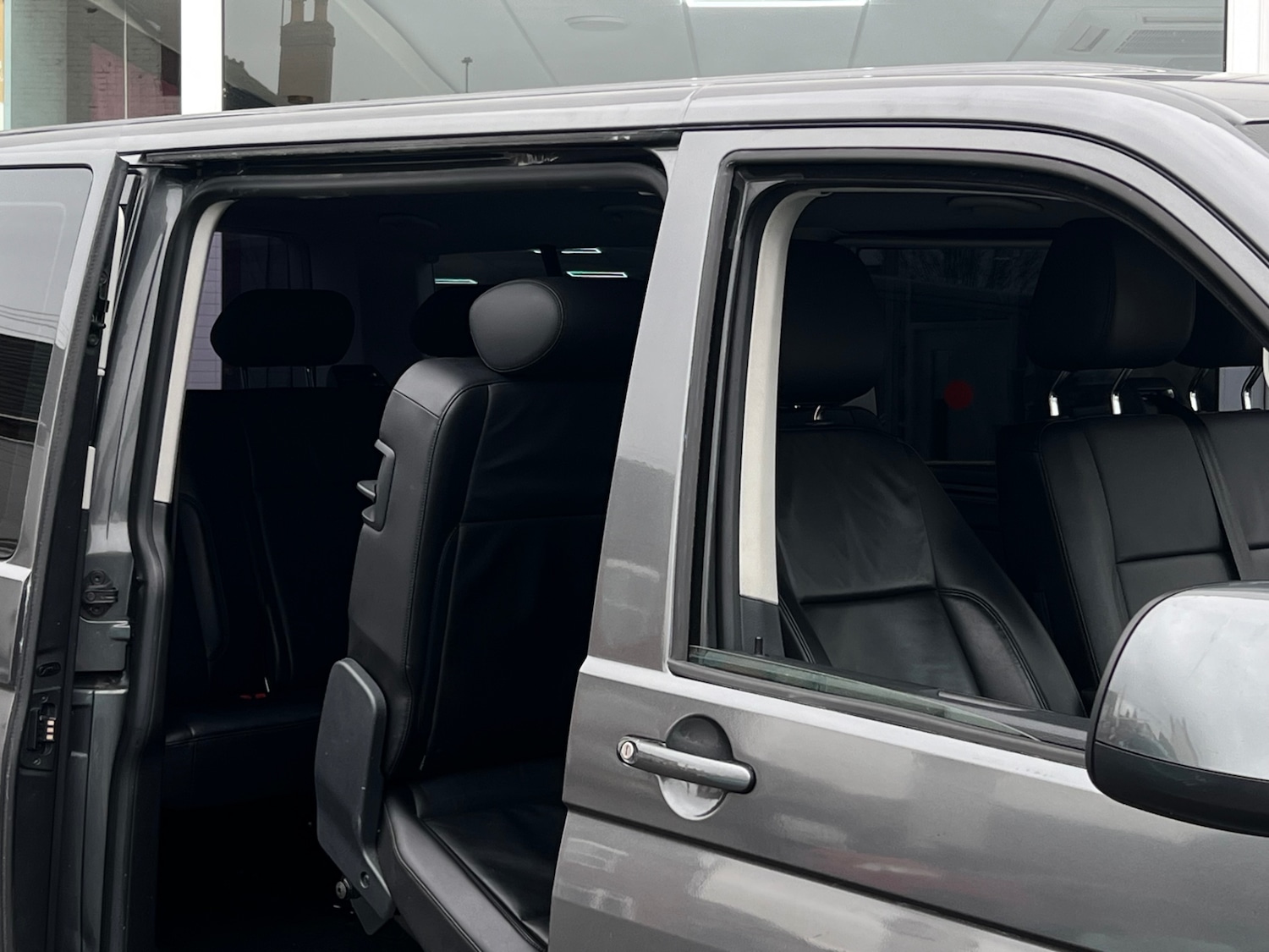 Used Volkswagen Transporter Shuttle 2019 for sale - 77730012: Photo 8