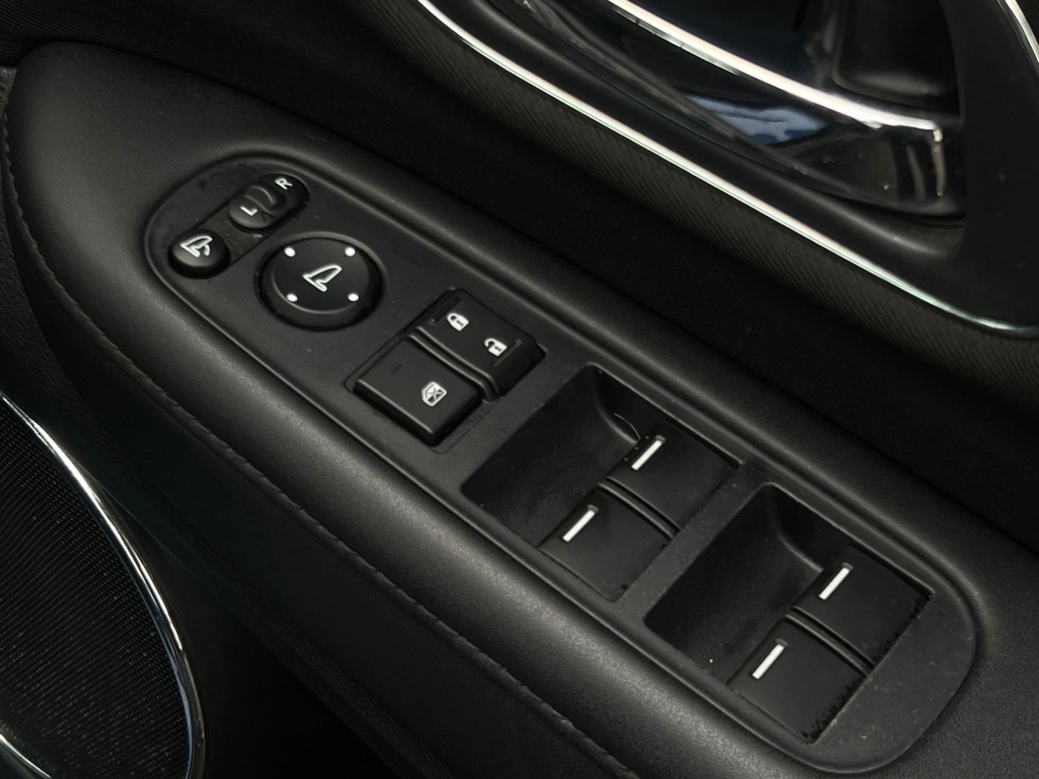 Used Honda HR-V 2015 for sale - 77159415: Photo 7