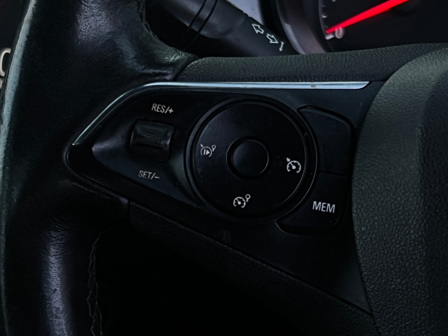 Used Vauxhall Crossland X 2018 for sale - 77530351: Photo 12