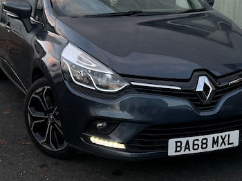 Used Renault Clio 2019 for sale - 76615672: Photo