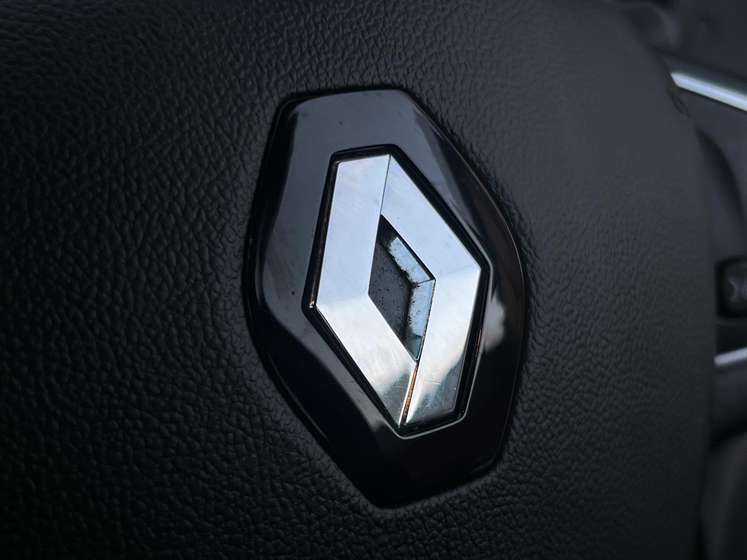 Used Renault Clio 2019 for sale - 76615672: Photo 9